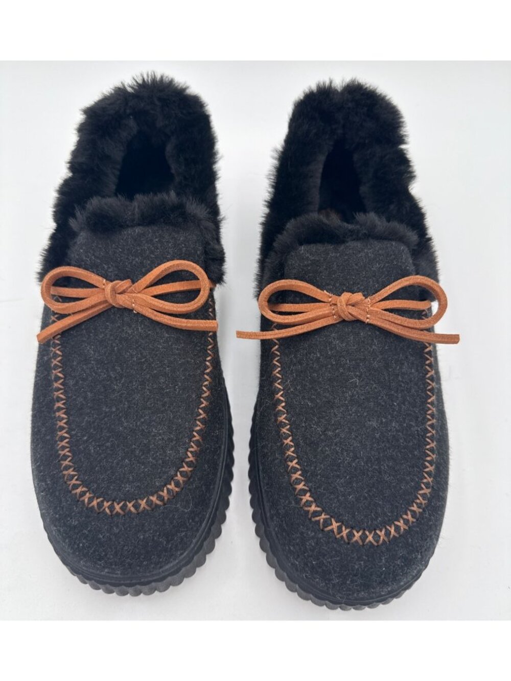Skechers Women's Moccasin Cozy Lined Slippers Cozy Ojai-Black Size 8 Comfort